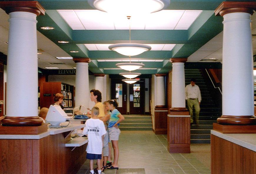 Welles-Turner Memorial Library